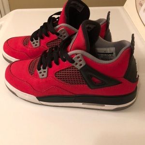 Air Jordan 4 Retro